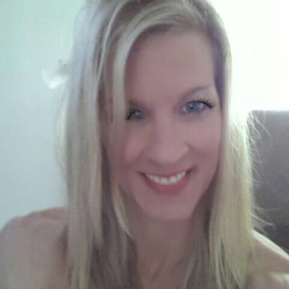 Meet your Posher, Diana - Picture 1 of 1